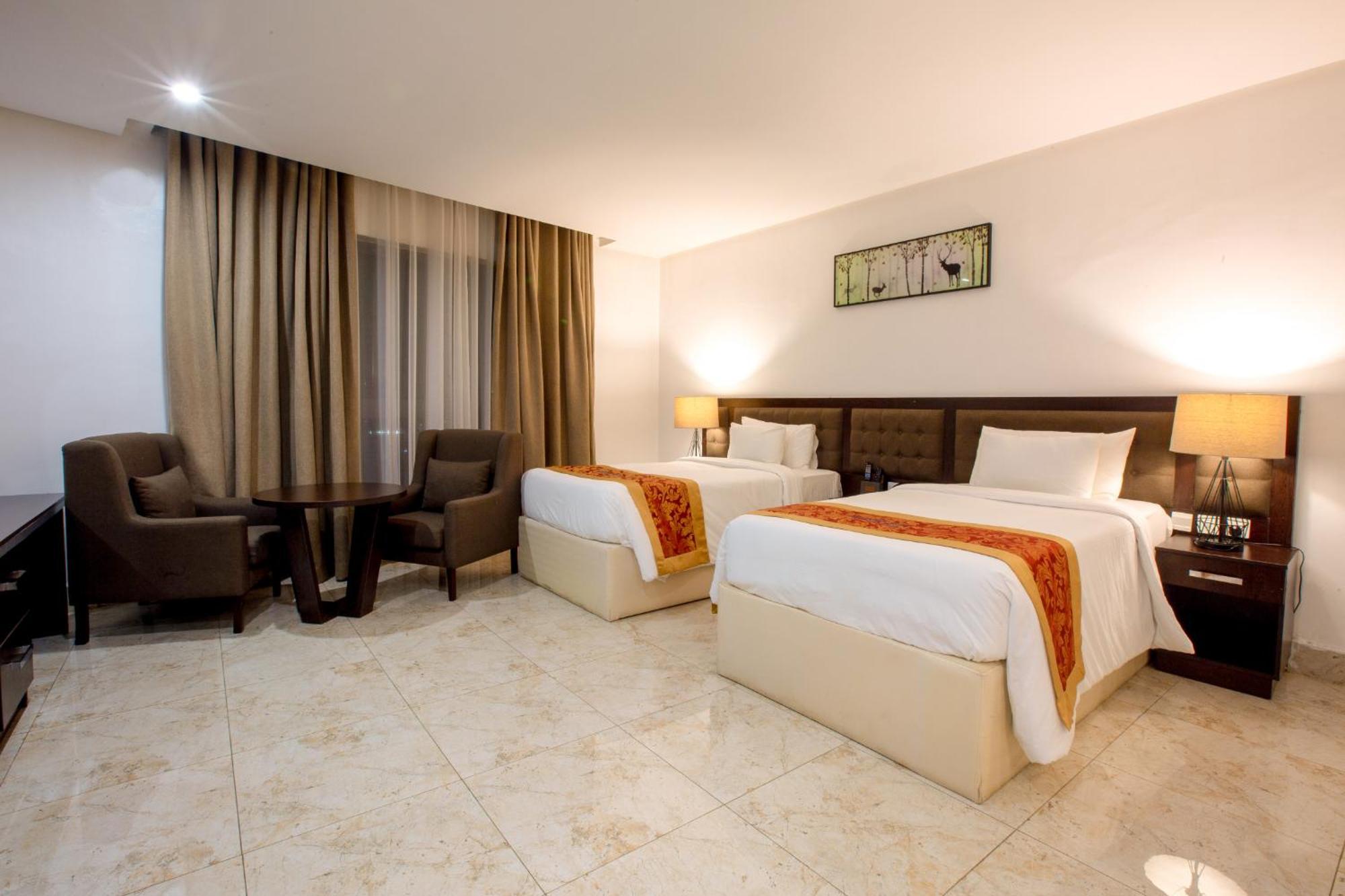 Johnwood Hotel By Bolton Abuja Exterior foto